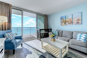 TV - DELUXE Oceans One 4th Floor 1 bed 1 bath w Dishwasher AND Laundry Myrtle Beach (Myrtle Beach)