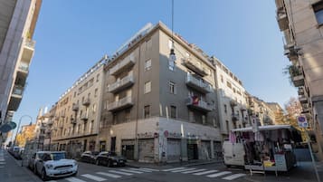 Basic Apartment | Exterior