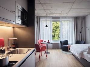 Design Apartment, 1 Queen Bed | Premium bedding, desk, blackout drapes, soundproofing - STAYERY Bremen (Bremen)