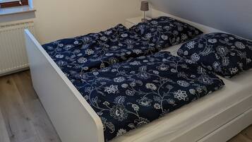 Iron/ironing board, WiFi