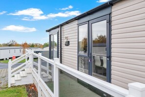 Exterior detail - Kingsbarns Luxe Lodge - Sleeps 6 - Seton Sands (Prestonpans)