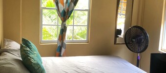 River Valley View Apartment: Tranquil Relaxation