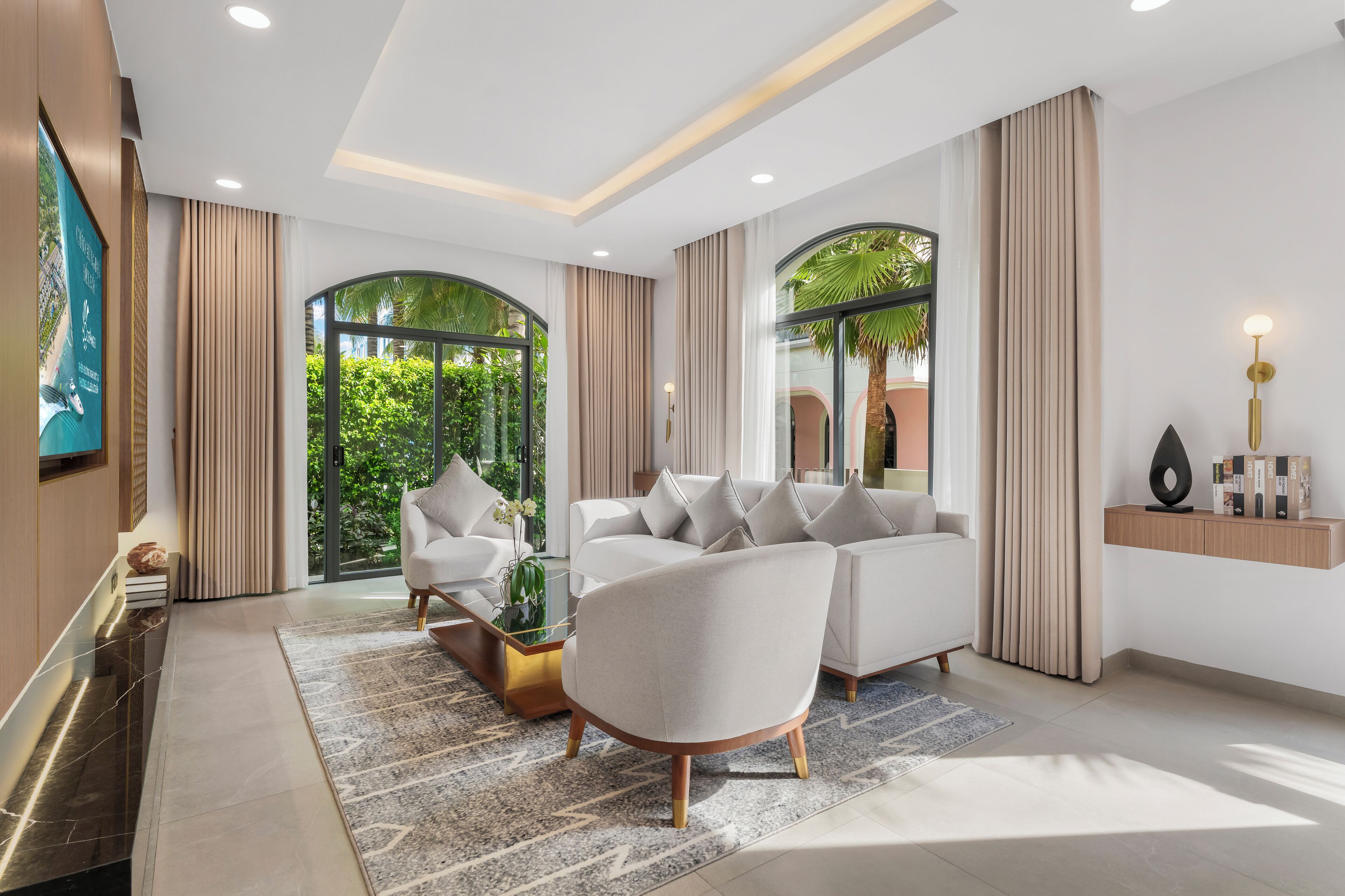 Televisión LCD 43 pulgadas con canales de televisión por cable