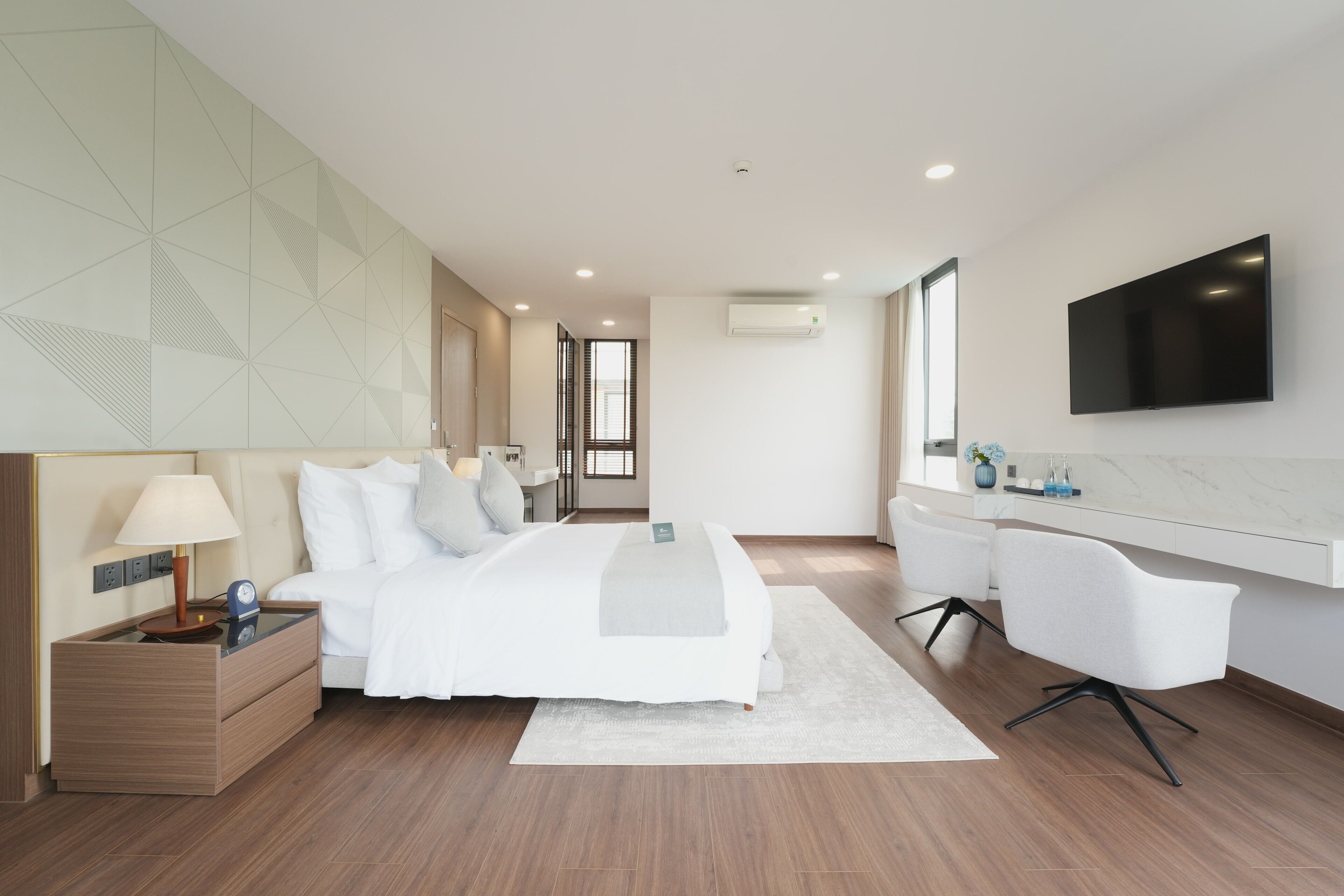 Sistema de insonorización, wifi gratis y ropa de cama 