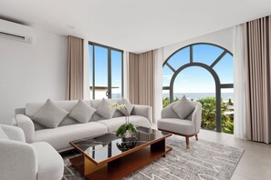 Standard Villa, Sigara İçilmez, Mutfak (Living Room) | Oturma alanı | Kablolu TV kanalları bulunan 43 inç LCD televizyon 