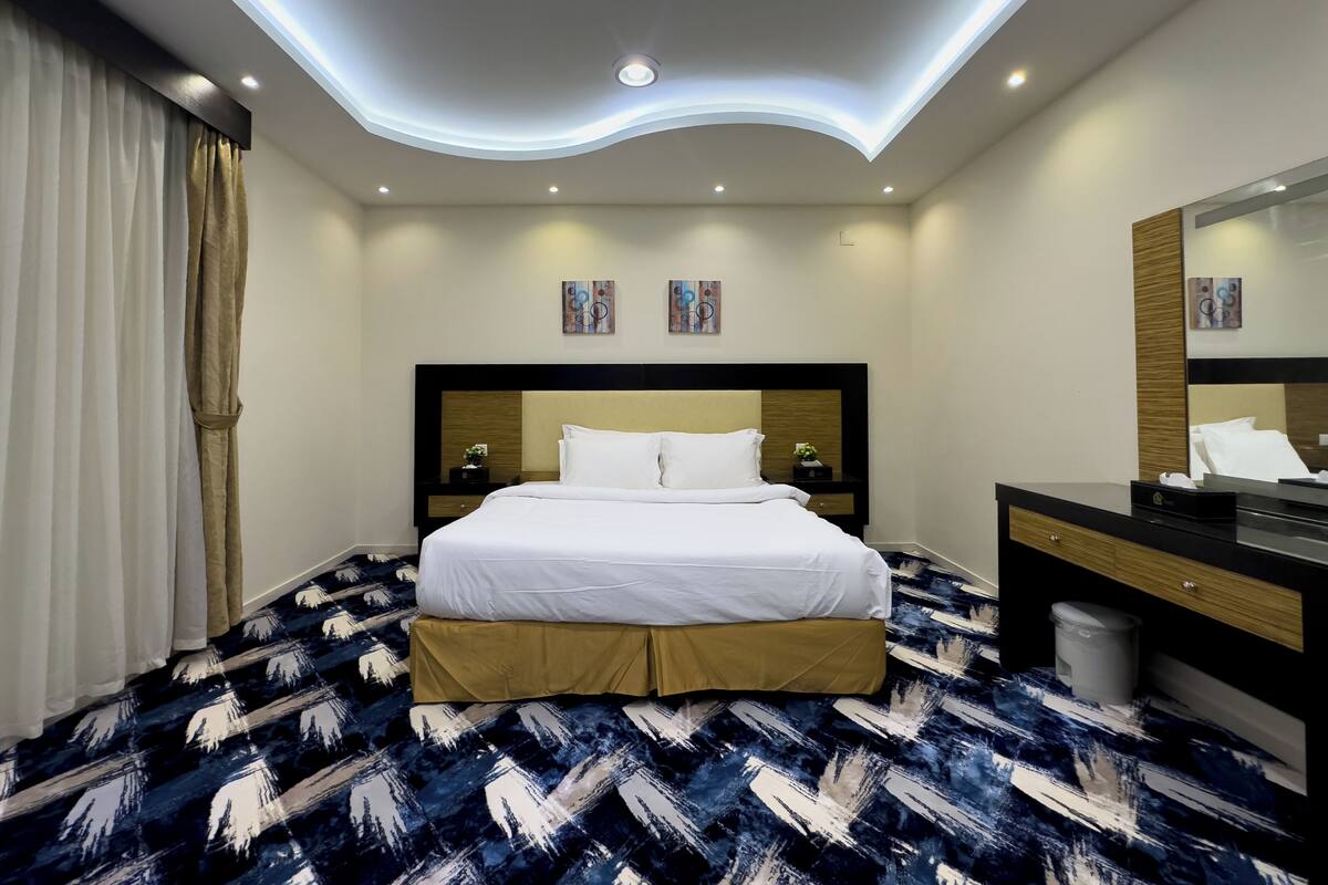 Iron/ironing board, free WiFi, wheelchair access