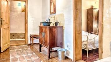 Romantic Suite, City View | Iron/ironing board, free WiFi