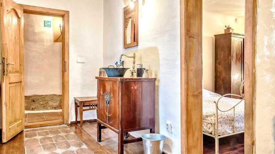 Dominic Boutique Stradela Cetatii