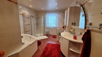 Håndklæder, Sæbe, Toiletpapir