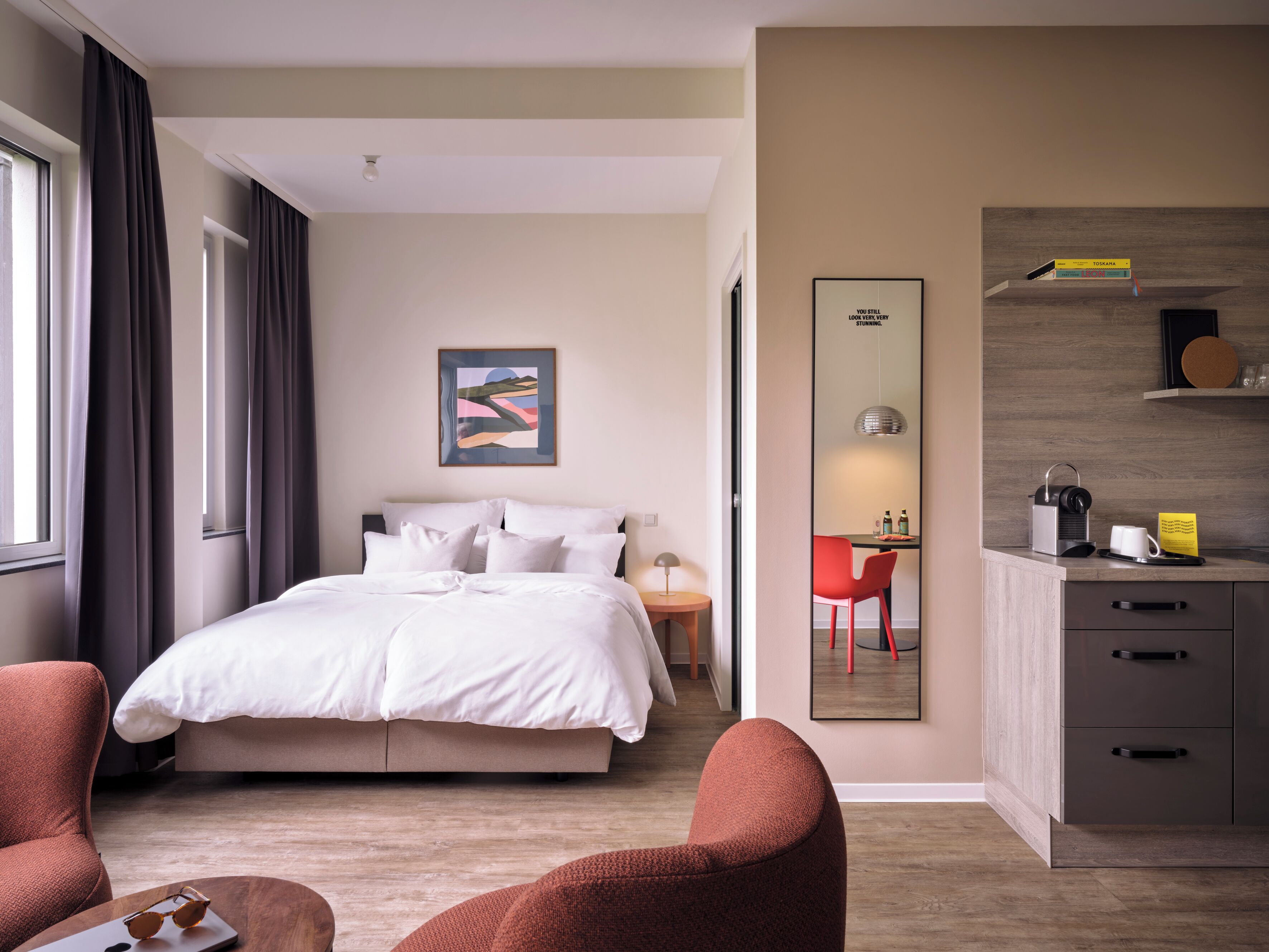 Studio, City View | Premium bedding, desk, laptop workspace, iron/ironing board