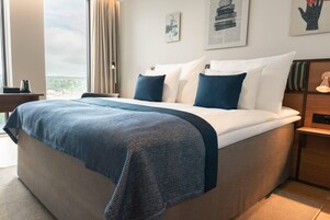 Habitación superior | Ropa de cama hipoalergénica y escritorio