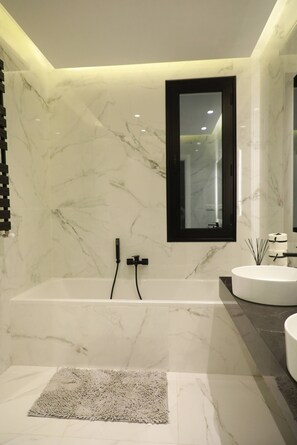 Villa, 2 habitaciones, para fumadores, balcón | Baño