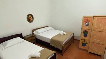 Wifi gratis, ropa de cama, accesible en silla de ruedas