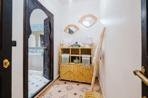 Interior - Riad - Jacuzzi & Breakfast 5min walk Jemaa El Fnaa (Marrakesh)