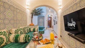 تناول الطعام