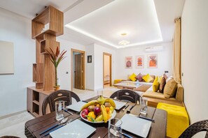 Dining - 3 min de Guéliz – Appart avec balcon, vue piscine (Marrakesh)