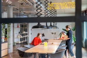 Dining - STAYERY Berlin Friedrichshain (Berlin)