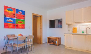 Dining - Viewtifull-Villas 2 – Private Pool, Playground & Panoramic Views Near Heraklion (CRETE)