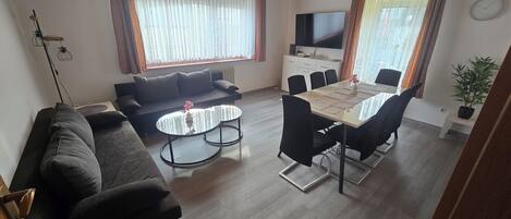 智能電視、足球機