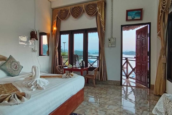 Chambre Double, véranda, vue fleuve