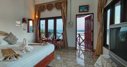 Phonevichith Riverside Hotel Houayxai