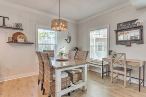 Dining - Family Friendly & Resort Perks! Perdido Key Condo (Pensacola)