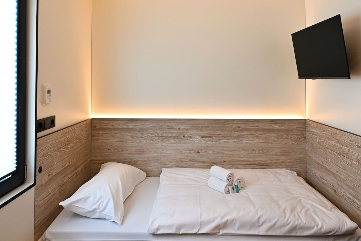 Basic Single Room | Free WiFi