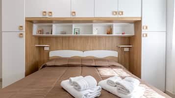 Bügeleisen/Bügelbrett, WLAN, Bettwäsche