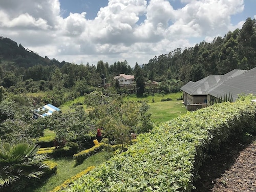 Victoria Ridge Hotel Laare