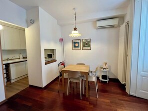Dining - Vacation home in the heart of Lecco (Lecco)