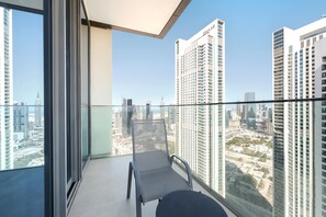Property grounds - Free housekeeping visits during your stay - StayShort - 2 Bed in Downtown Dubai that Sleeps 4 with Canal Views! (Downtown)
