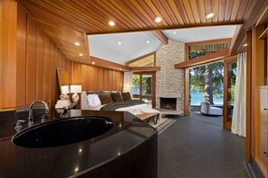 2 habitaciones, tabla de planchar con plancha, internet y ropa de cama 