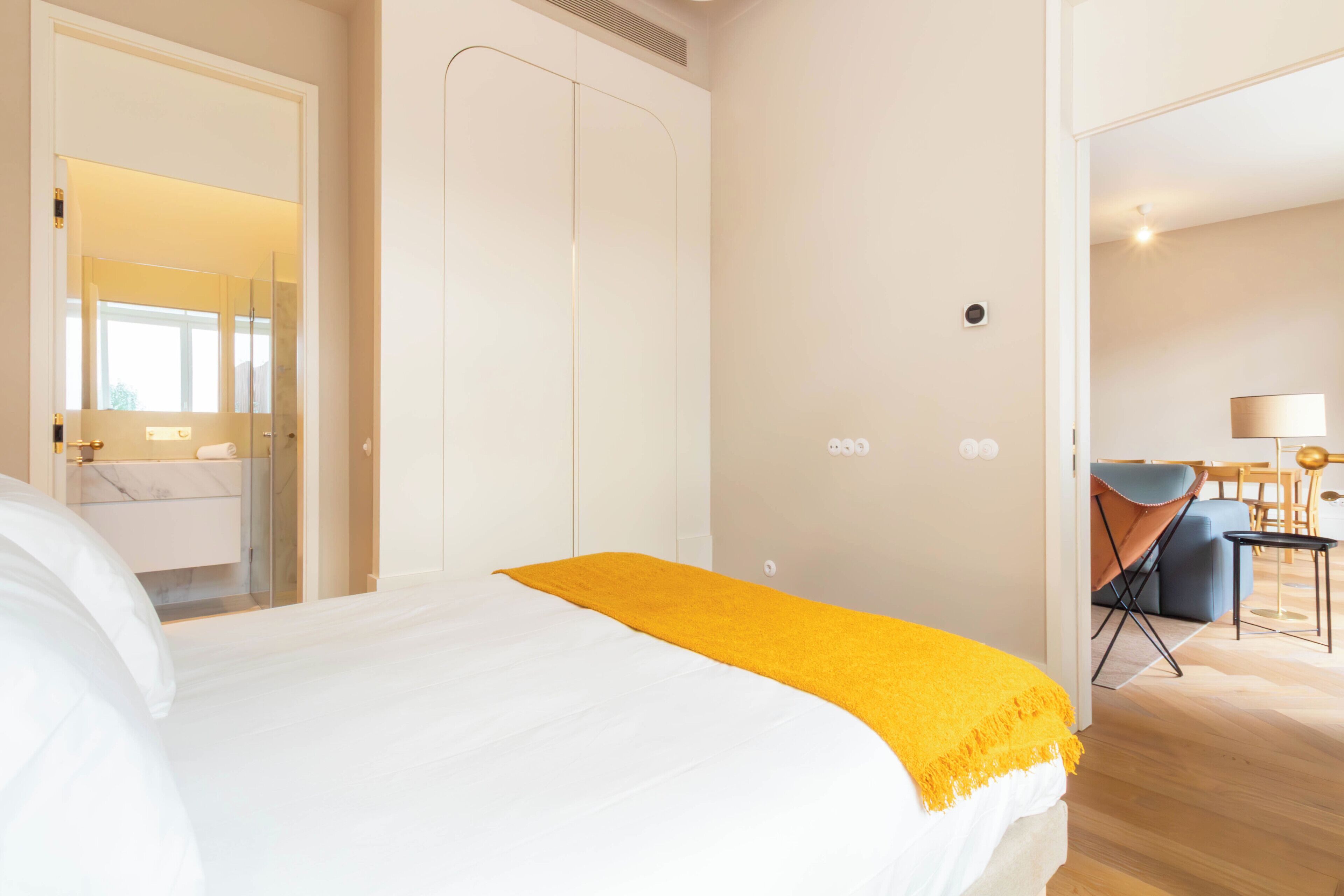 Classic Apartment | In-room safe, iron/ironing board, free WiFi