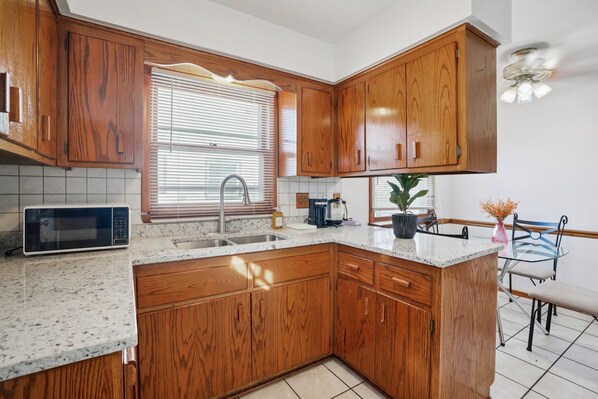 Private kitchen - CBI Havens is set in a calm and well‑connected pocket of Milwaukee, (Milwaukee)