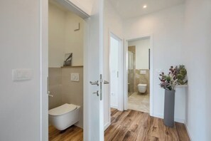 Shower, hair dryer, bidet, towels - Apartment Citylight | Belvedere Holidays – Sea Views & Modern Comfort (Novigrad)