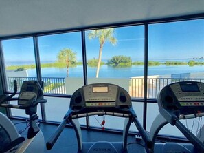 Fitness facility - Cozy Gulf Island Resort Condo #603 in Hudson (Hudson)