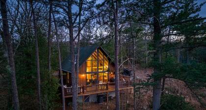 Moon View A-Frame - Mountain Views, Fire Pit, Wood Stove, Stargazing Cabin