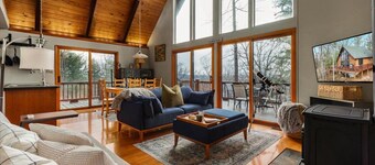 Moon View A-Frame- Cozy Mountain Views, Wood Stove, Stargazing