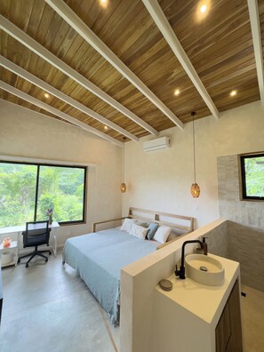 Iron/ironing board, WiFi, bed sheets - Jungle 2-bedroom villa with private pool, Starlink, 5 minutes from the water (Cabuya)