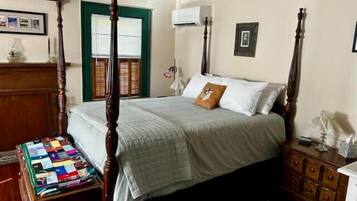 Standard Room | Premium bedding, WiFi (free), bed sheets
