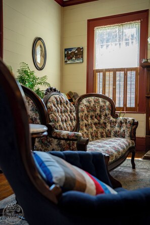 Interior - The Sidecar Inn Bed & Breakfast (Sevierville)