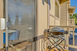 Property grounds - Lakeview Incline Village Gem | Near Beach & Ski (Incline Village)