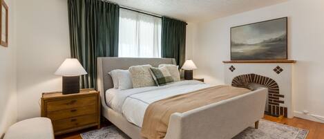 Bügeleisen/Bügelbrett, kostenloses WLAN, Bettwäsche