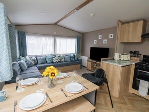 Living area - No. 7 Ivy (Scarborough)
