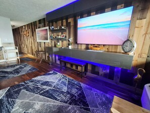 Interior - Sun Harbor Hideaway Sleeps 4 - 1 Bedroom Condo - Waterview with Balcony (Panama City)