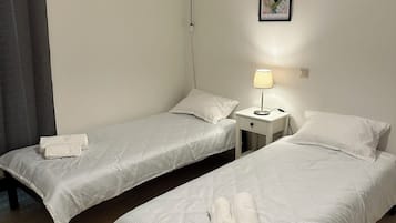 2 Schlafzimmer, Bügeleisen/Bügelbrett, kostenloses WLAN, Bettwäsche