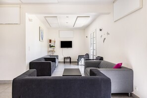 TV, table tennis