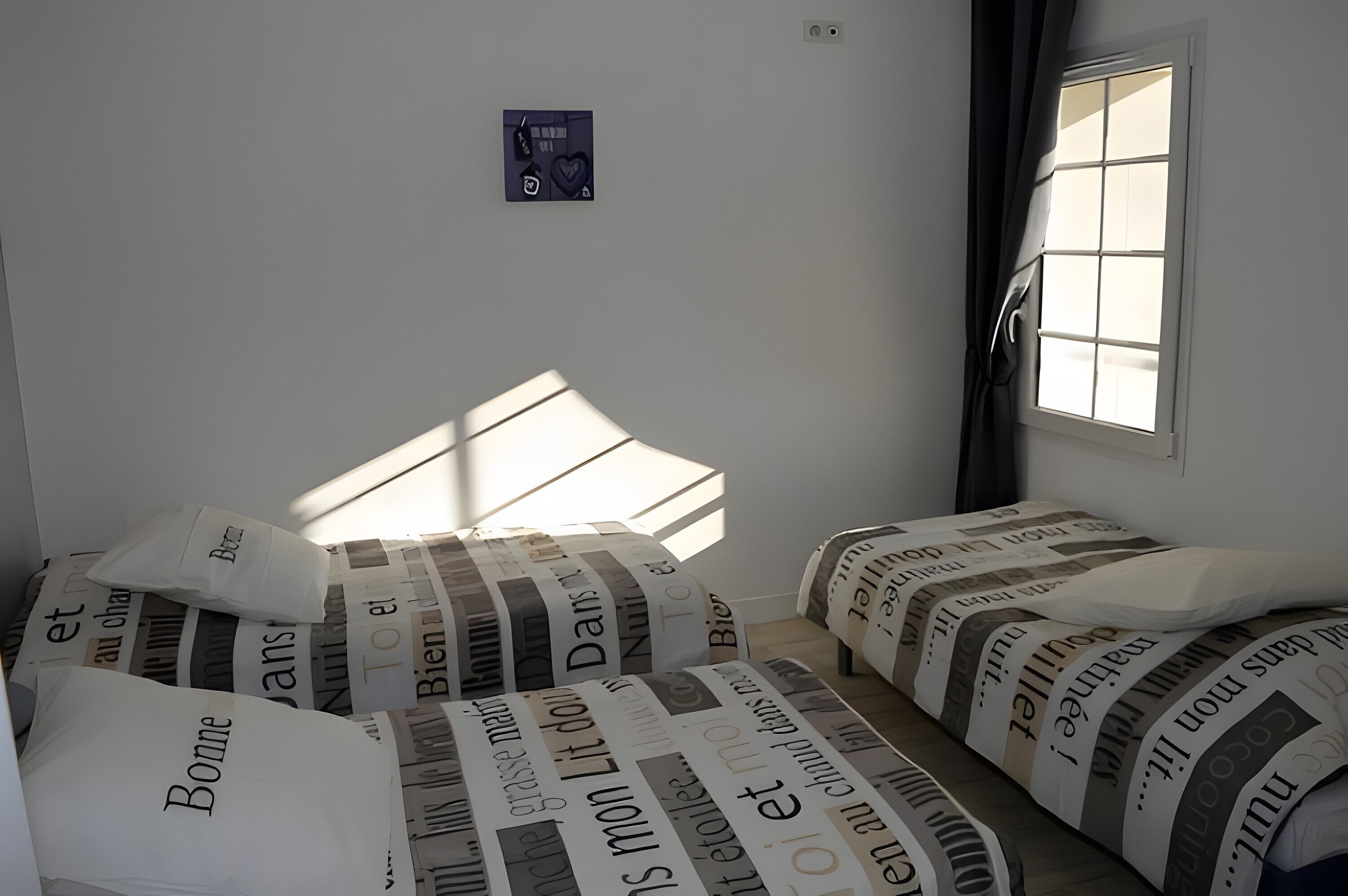 Fer et planche à repasser, Wi-Fi