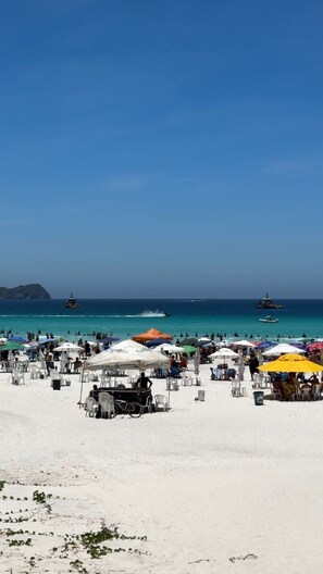 Beach - Apartment Praia&sol, a 7-minute walk from Praia do Forte beach. (Cabo Frio)