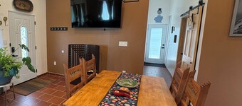 Kokopelli Casita- Cozy Centrally Located Home Away From Home